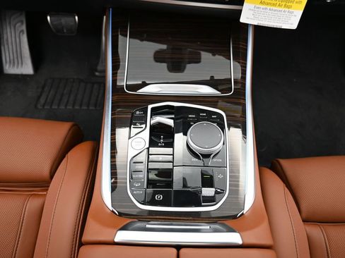 New 2026 BMW X5 xDrive50e w/ M Sport Package AWD/4WD image 13