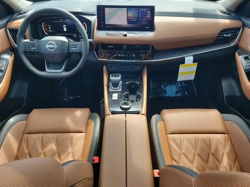 New 2026 Nissan Rogue Platinum image 11