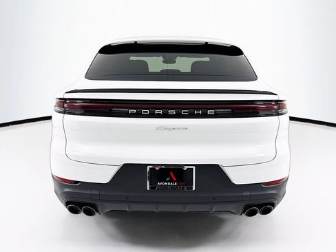 New 2026 Porsche Cayenne Coupe AWD/4WD image 10