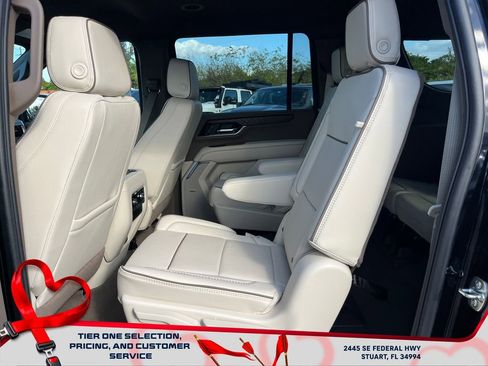 New 2026 GMC Yukon XL Denali image 12