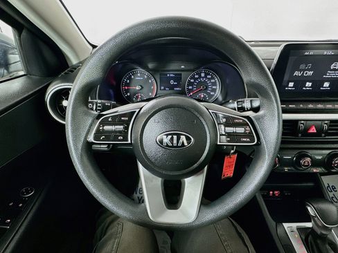 Used 2020 Kia Forte LXS FWD image 11