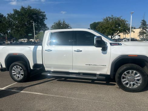 Used 2021 GMC Sierra 2500 Denali w/ Denali Ultimate Package AWD/4WD image 4