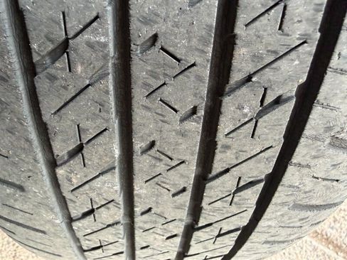 Used 2017 Toyota RAV4 SE image 34