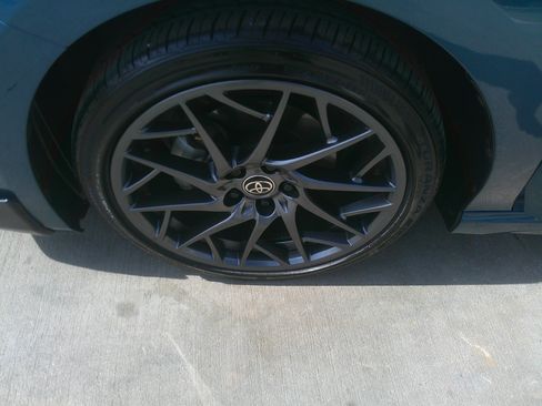 Used 2025 Toyota Camry SE w/ Convenience Package image 20