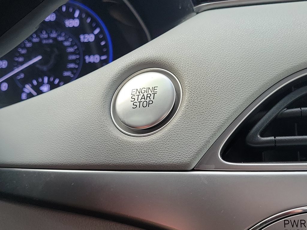 Used 2022 Hyundai Palisade SEL FWD image 23