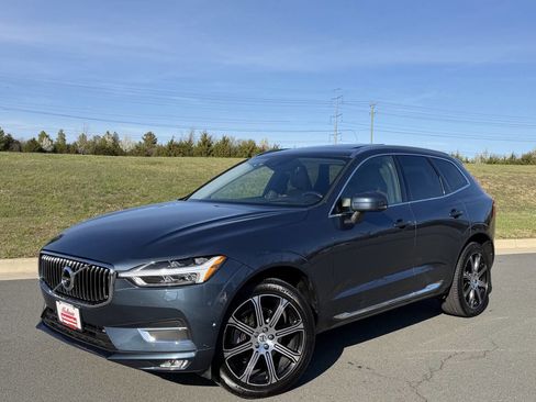 Used 2019 Volvo XC60 T5 Inscription image 1