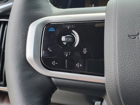 New 2026 Nissan Armada SL image 14