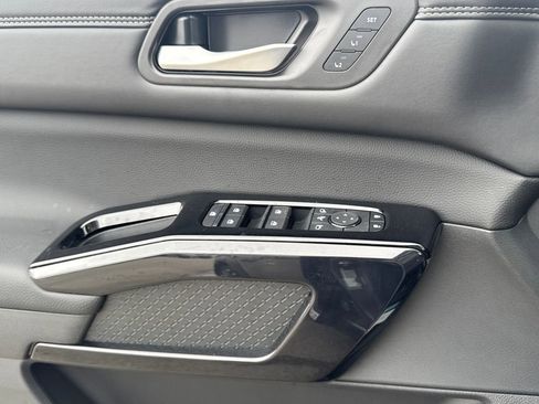 New 2026 Nissan Pathfinder Platinum AWD/4WD image 21