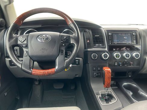 Used 2019 Toyota Sequoia Platinum AWD/4WD image 13