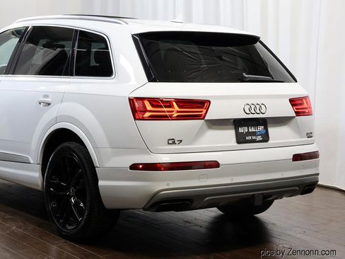 Used 2018 Audi Q7 3.0T Prestige image 8