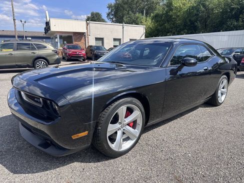 Used 2010 Dodge Challenger SRT8 w/ SRT Option Group II RWD image 3
