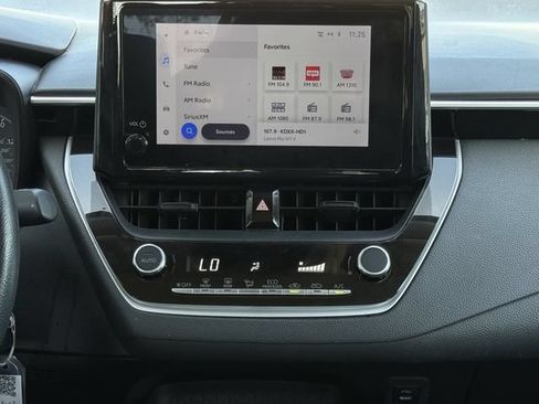 Used 2024 Toyota Corolla LE FWD image 17