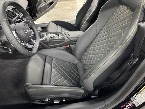 Used 2023 Audi R8 V10 performance image 32