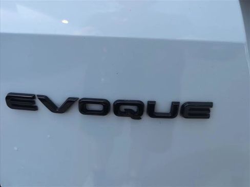 Used 2024 Land Rover Range Rover Evoque S AWD/4WD image 29