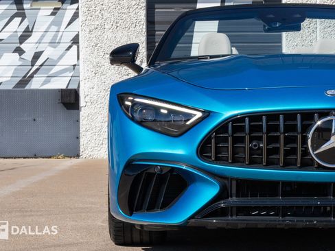 Used 2025 Mercedes-Benz SL 55 AMG 4MATIC image 4