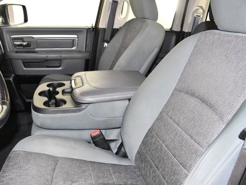 Used 2016 RAM 1500 Big Horn AWD/4WD image 39