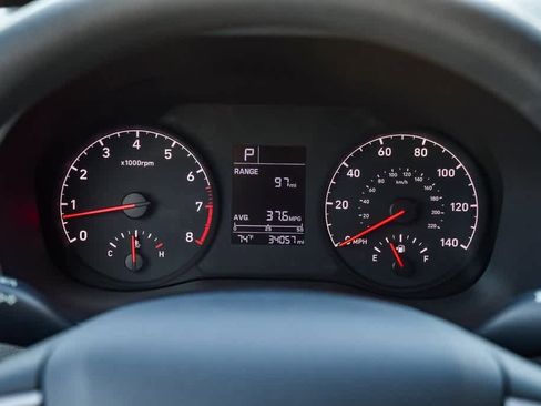 Used 2022 Hyundai Accent SEL image 24