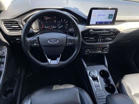 Certified 2021 Ford Escape SEL FWD image 4