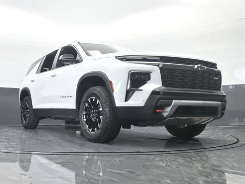 Used 2024 Chevrolet Traverse Z71 w/ Enhanced Driving Package image 78