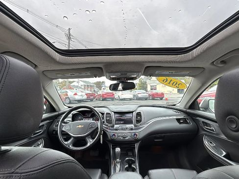 Used 2016 Chevrolet Impala LT w/ Convenience Package image 20