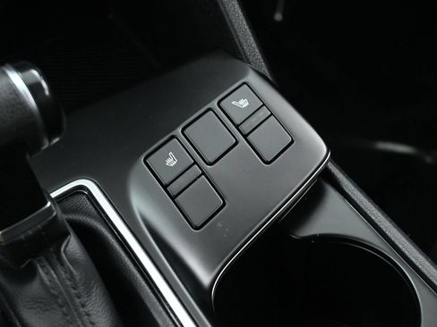 Used 2023 Kia Sportage LX AWD/4WD image 32