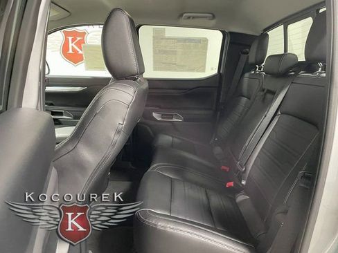 Used 2024 Ford Ranger Lariat w/ Trailer Tow Package image 20