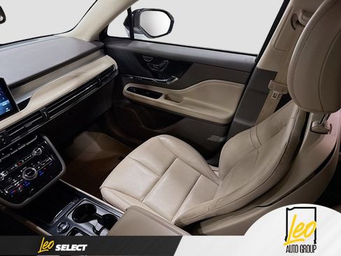 Used 2022 Lincoln Corsair AWD w/ Equipment Group 101A image 26