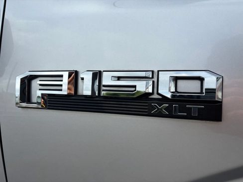 Used 2018 Ford F150 XLT w/ Equipment Group 302A Luxury RWD image 11