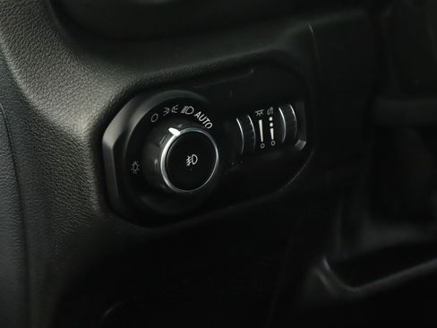 Used 2021 Jeep Wrangler Unlimited Sahara AWD/4WD image 9