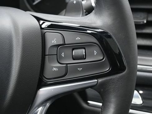 Used 2023 Buick Enclave Essence w/ Experience Buick Package FWD image 19
