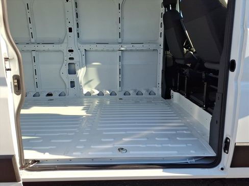 Used 2025 RAM ProMaster 2500 w/ Safety Group image 14