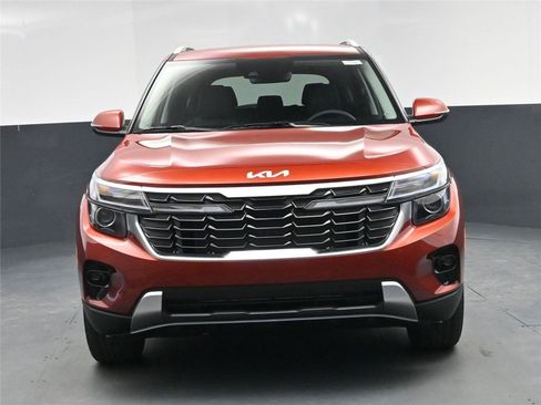 New 2026 Kia Seltos S image 11