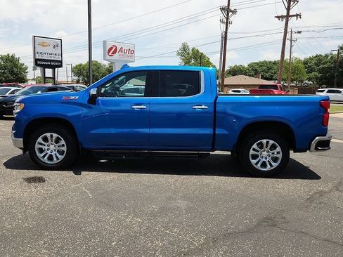 Used 2022 Chevrolet Silverado 1500 LTZ w/ Z71 Off-Road Package AWD/4WD image 2