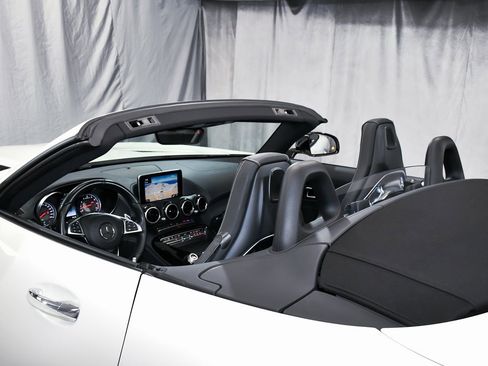Used 2018 Mercedes-Benz AMG GT Roadster image 82