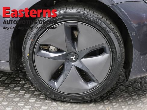 Used 2019 Tesla Model 3 Standard Range Plus RWD image 25