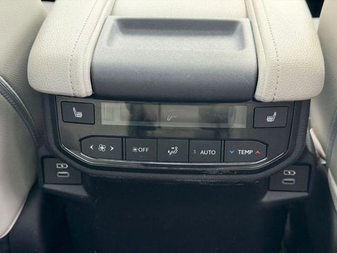 Certified 2026 Toyota Grand Highlander AWD image 18