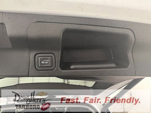 Used 2023 GMC Acadia SLT image 39