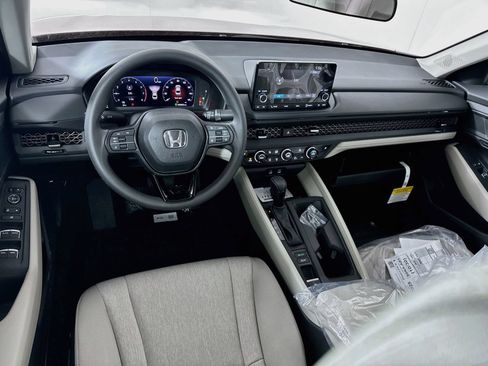 Used 2024 Honda Accord EX image 21