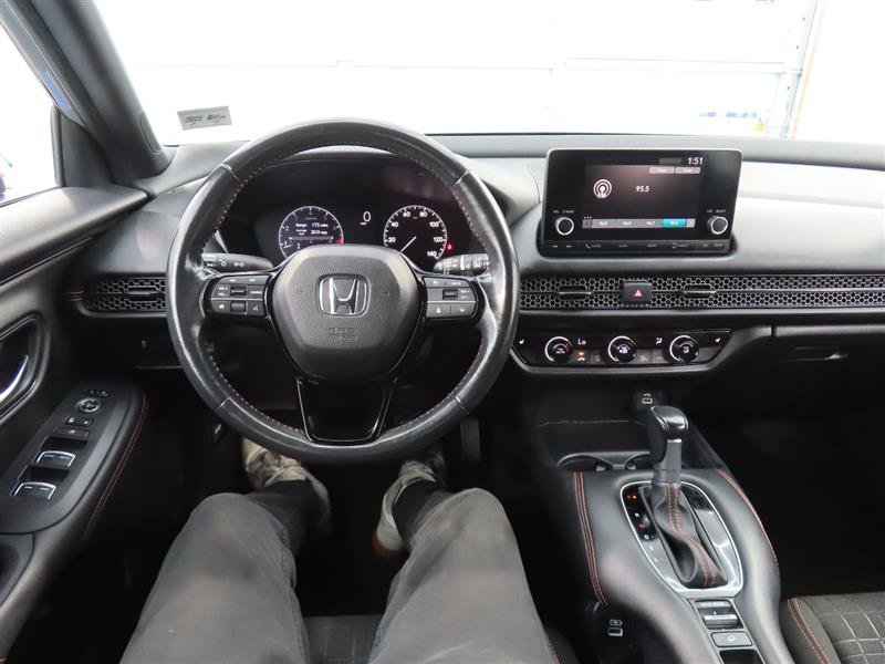 Used 2023 Honda HR-V Sport image 17