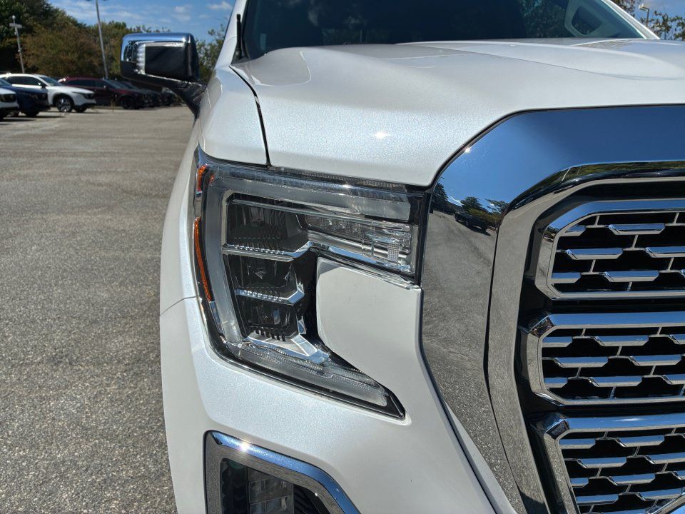 Used 2020 GMC Sierra 1500 Denali w/ Denali Ultimate Package AWD/4WD image 24