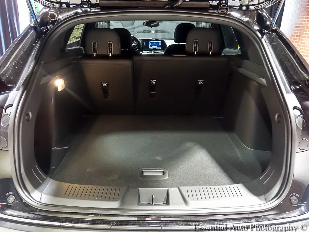 New 2026 Chevrolet Trax RS w/ Sunroof Package FWD image 19