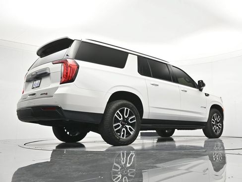 Used 2024 GMC Yukon XL AT4 AWD/4WD image 44