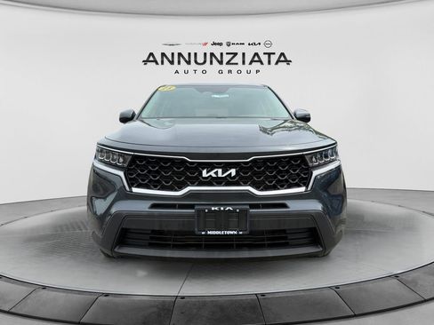 Used 2023 Kia Sorento LX AWD/4WD image 8