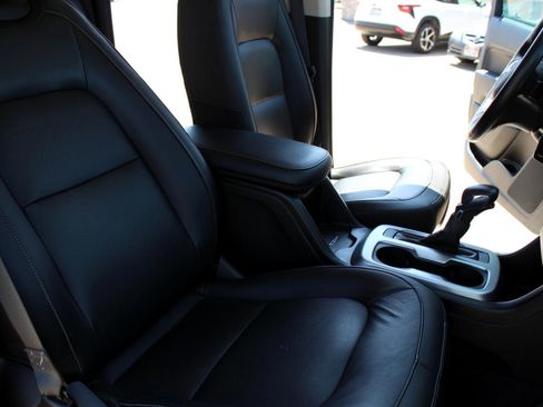 Used 2022 Chevrolet Colorado ZR2 image 34