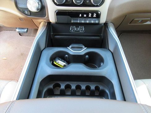 Used 2022 RAM 1500 Laramie image 23