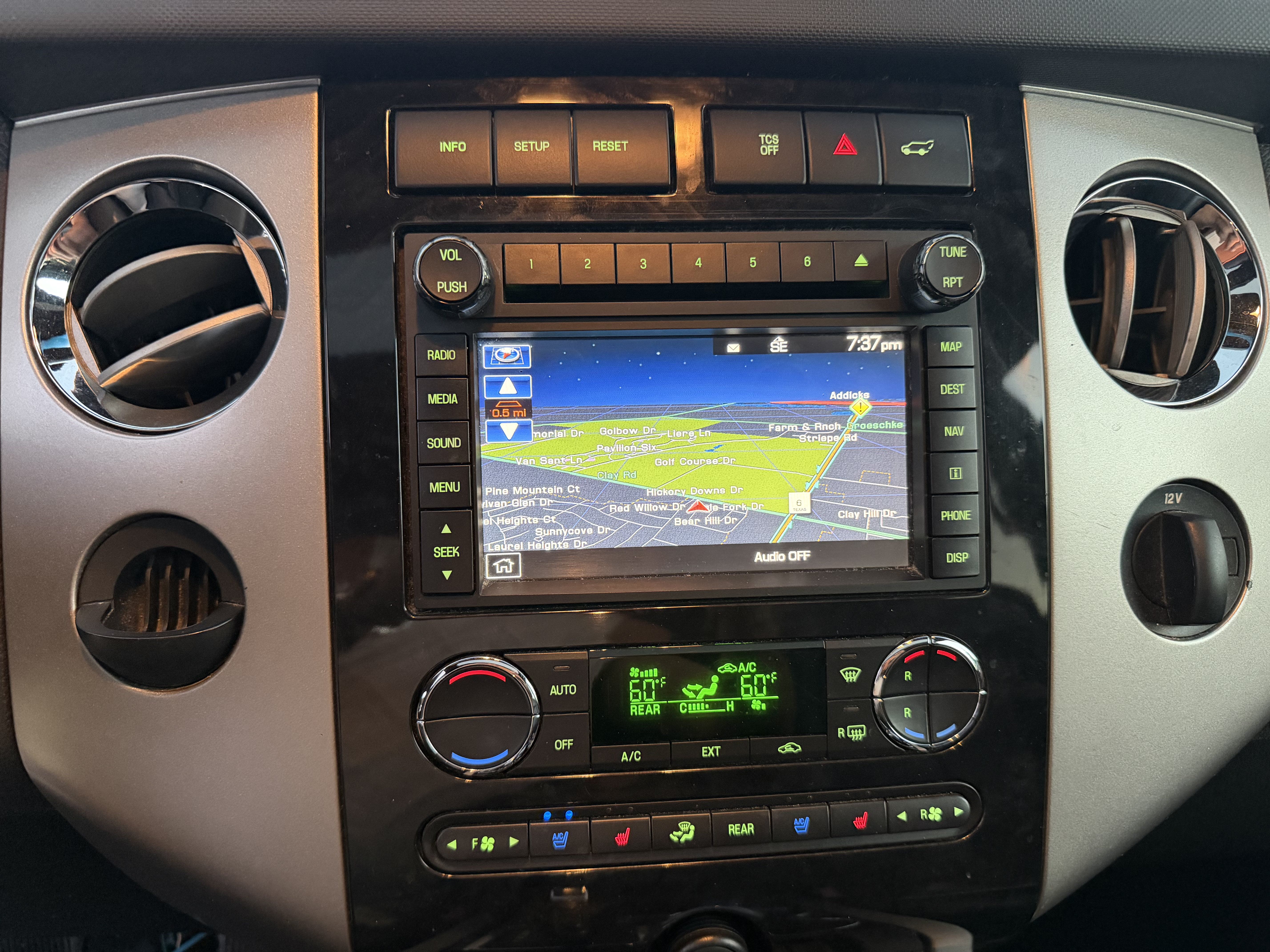 Used 2013 Ford Expedition Limited RWD image 19
