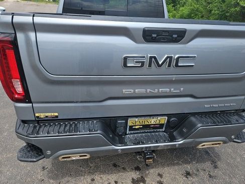 Used 2024 GMC Sierra 1500 Denali Ultimate image 6