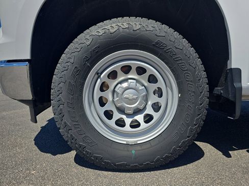 Certified 2022 Chevrolet Silverado 1500 W/T w/ WT Value Package AWD/4WD image 25