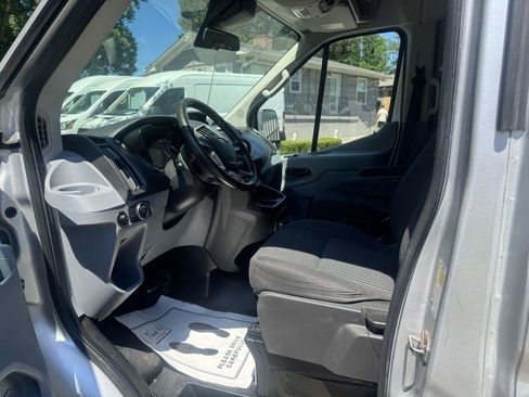 Used 2018 Ford Transit 350 XLT RWD image 6