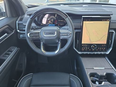 New 2026 GMC Acadia Denali w/ Super Cruise Package FWD image 12